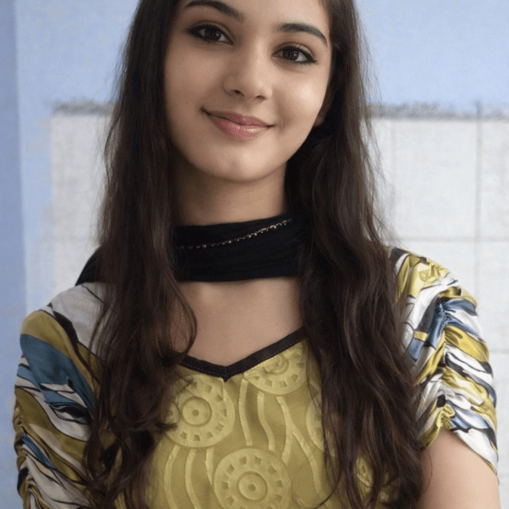 Beautiful Girl Closeup Portrait HD Image